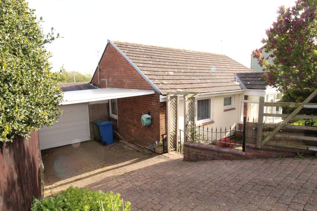 Property photo 1 of 24