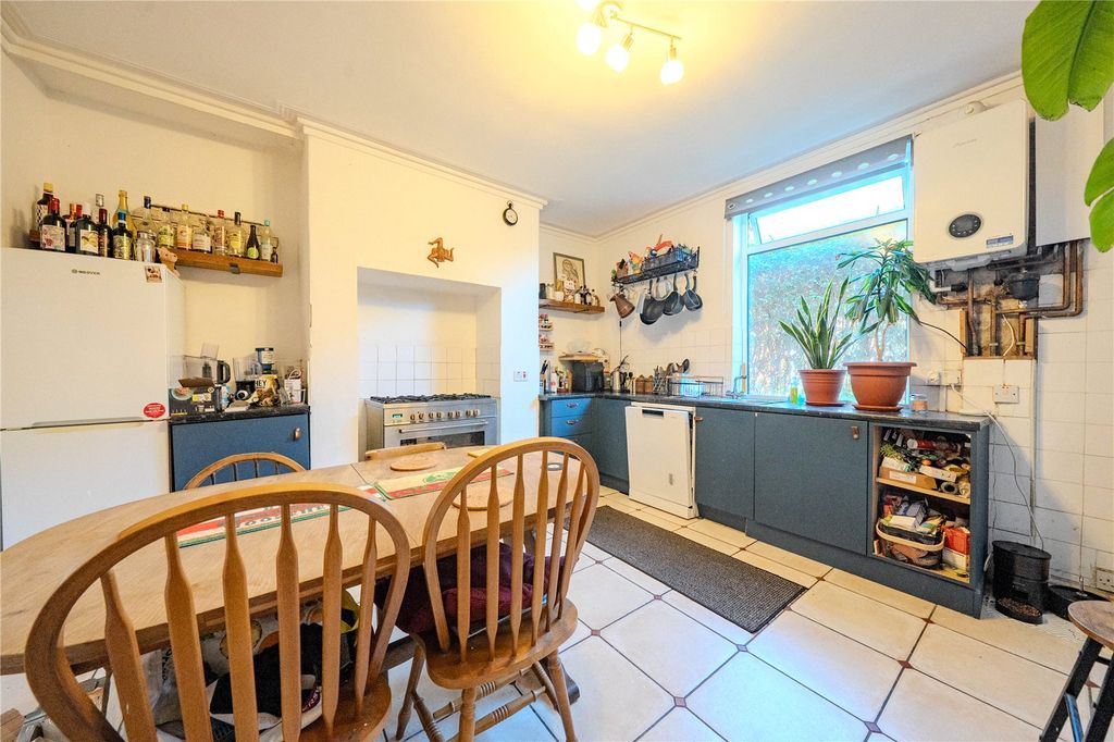 Property photo 1 of 13 Picture No. 32