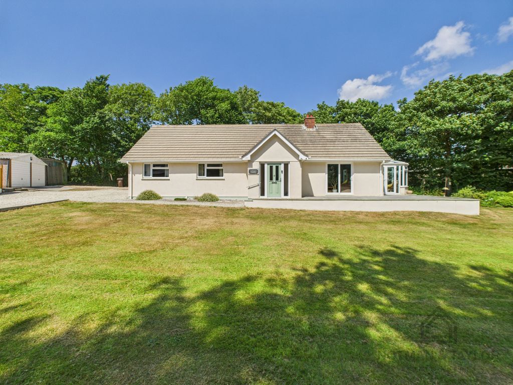 Property photo 1 of 32