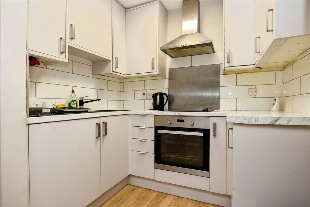 Property photo 3 of 13 Kitchen