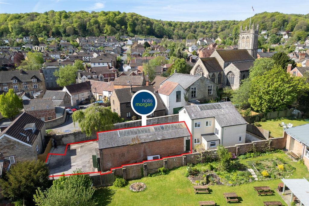 Property photo 1 of 21 5A Water Street, Dursley, Gl11 4Jg | Freehold Resi