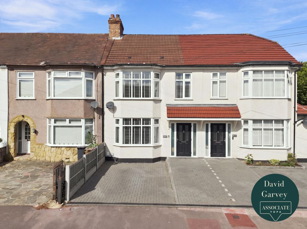 Property photo 1 of 17 1_001_Dji_20260901112349_0040_d_Reedit_d800Bf10.Jpg
