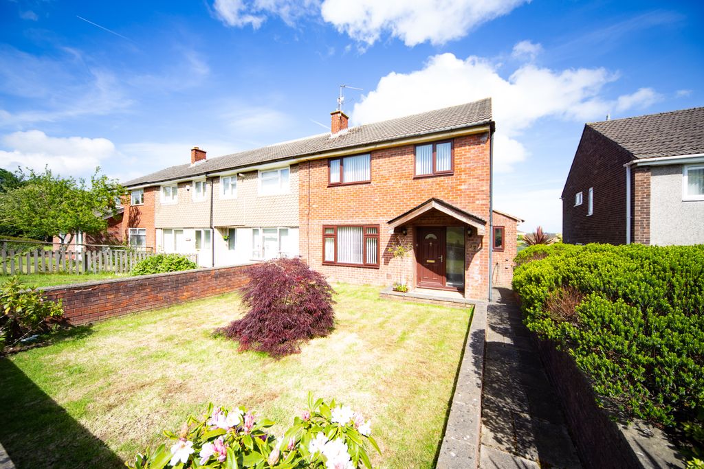 Property photo 1 of 22 Photo 01