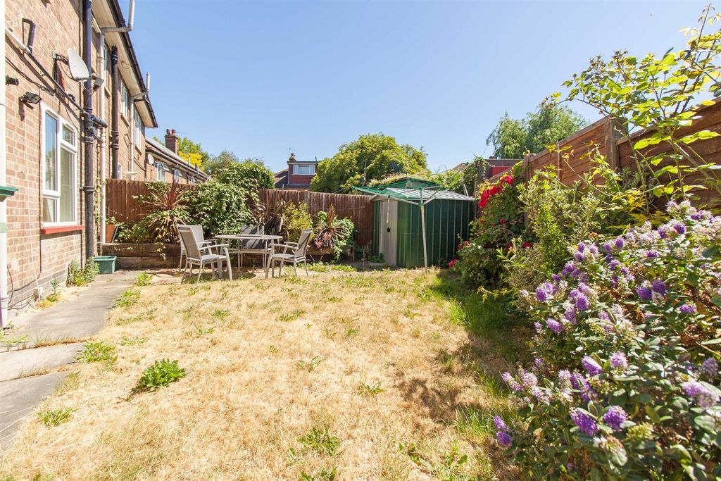 Property photo 3 of 6