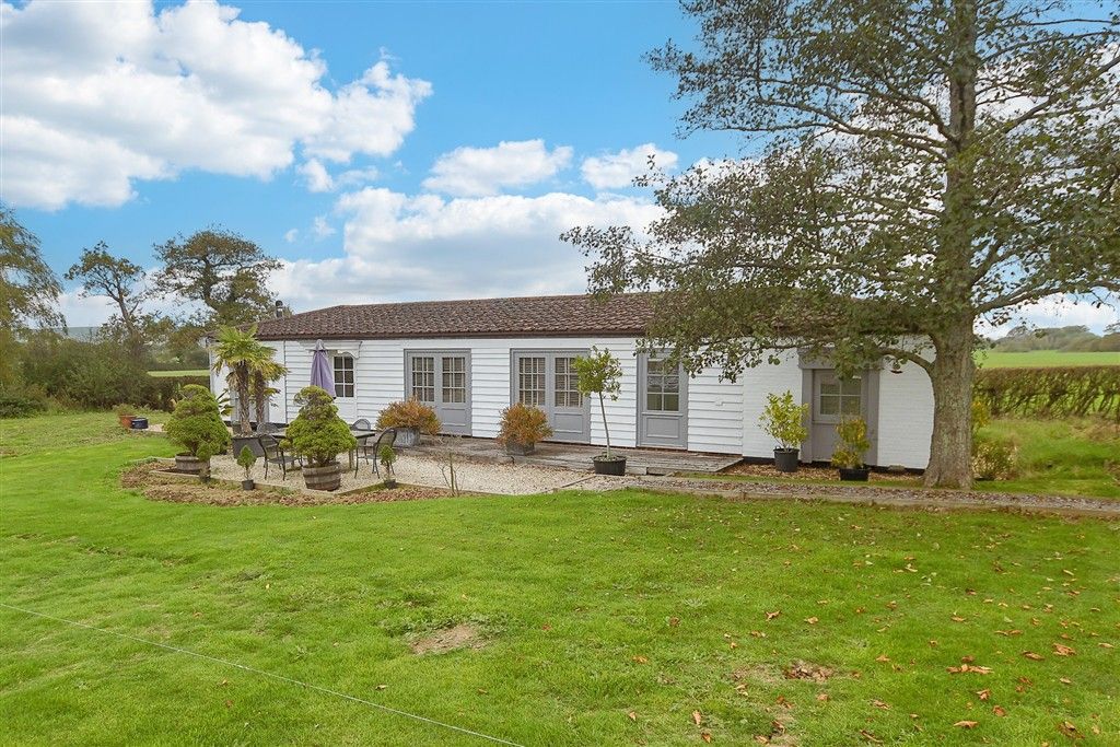 Property photo 2 of 14 External (Web)