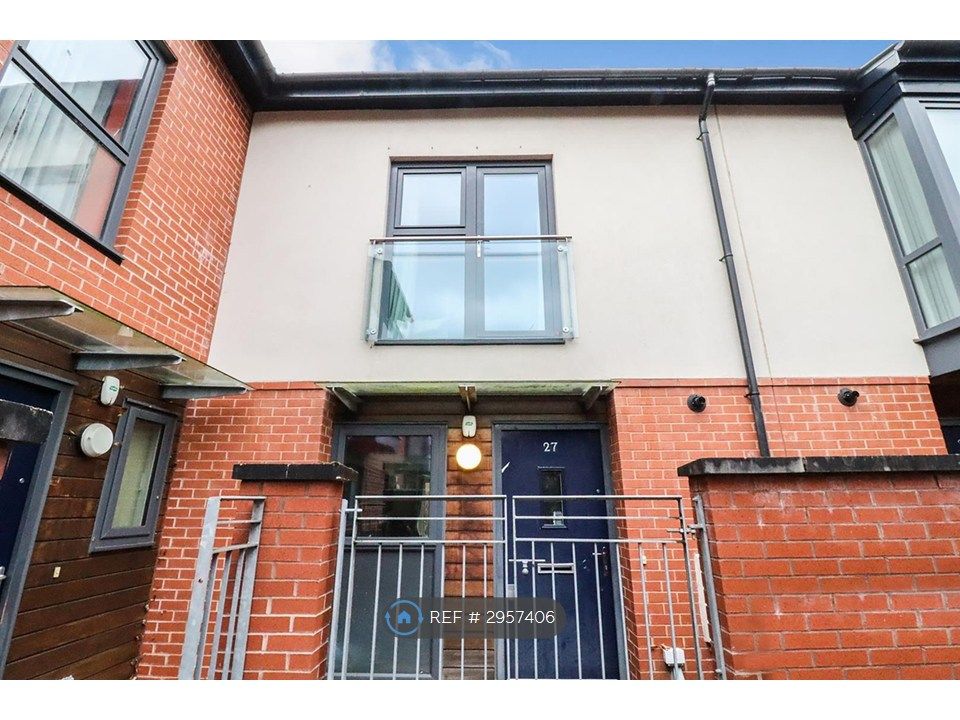 Property photo 2 of 11