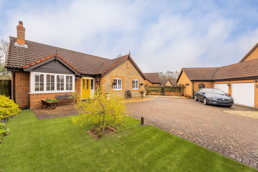 Property photo 1 of 21