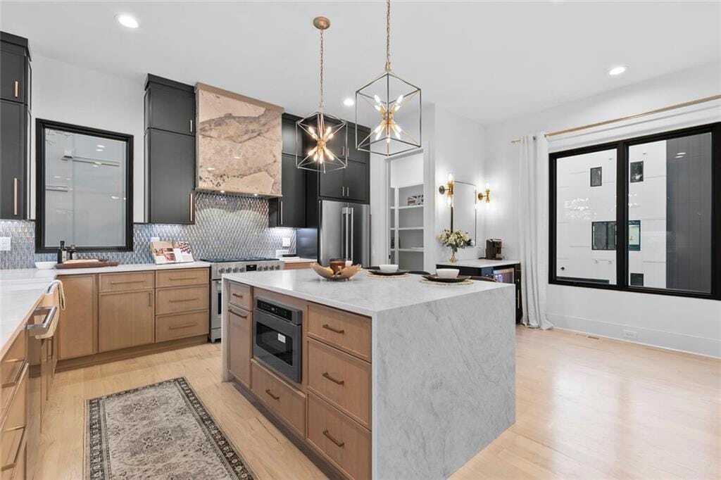 Property photo 3 of 31 <Alttext/>