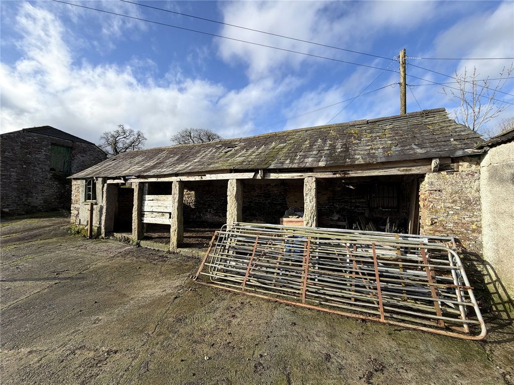 Property photo 3 of 14 Picture No. 05