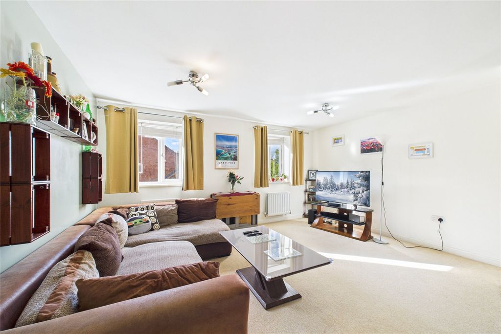 Property photo 2 of 6 Picture No. 07