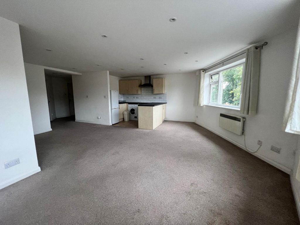 Property photo 3 of 8 Vanners Open Plan.Jpg