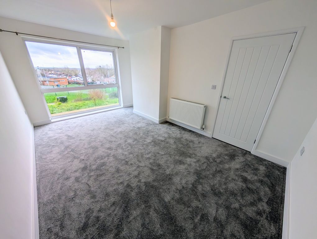 Property photo 3 of 7 Pxl_20260209_121439392~2