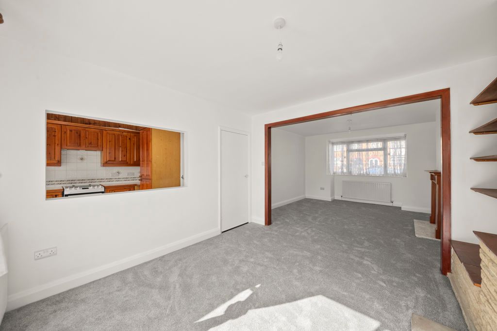 Property photo 2 of 15 Photo 2