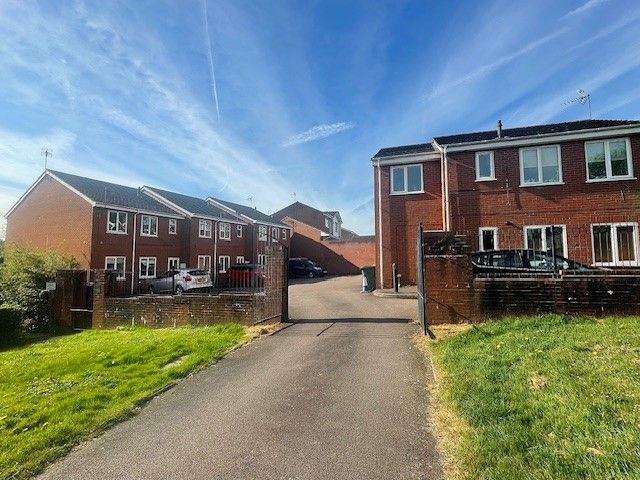 Property photo 1 of 8