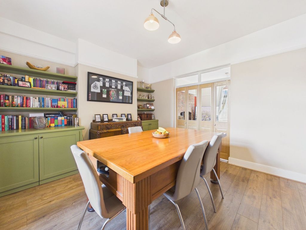 Property photo 3 of 15 Dining Room