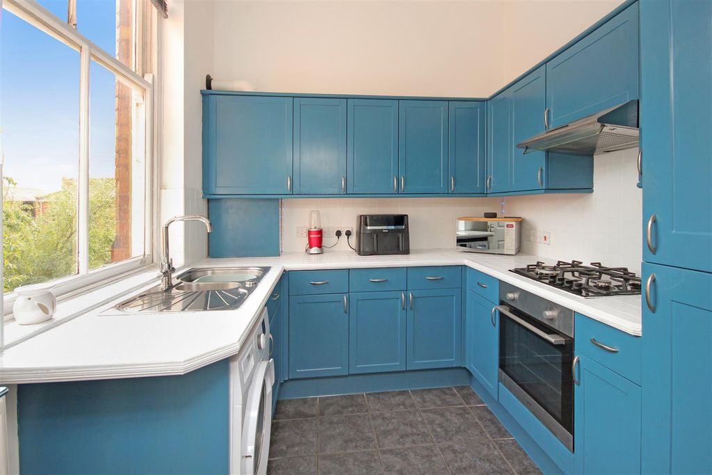 Property photo 3 of 13 Kitchen A.Jpg
