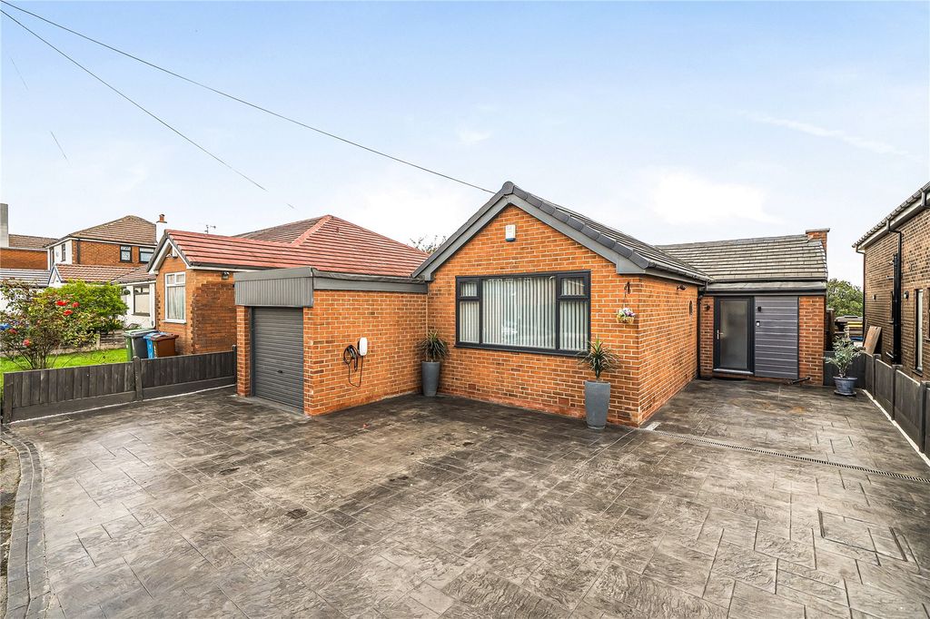 Property photo 1 of 20 External