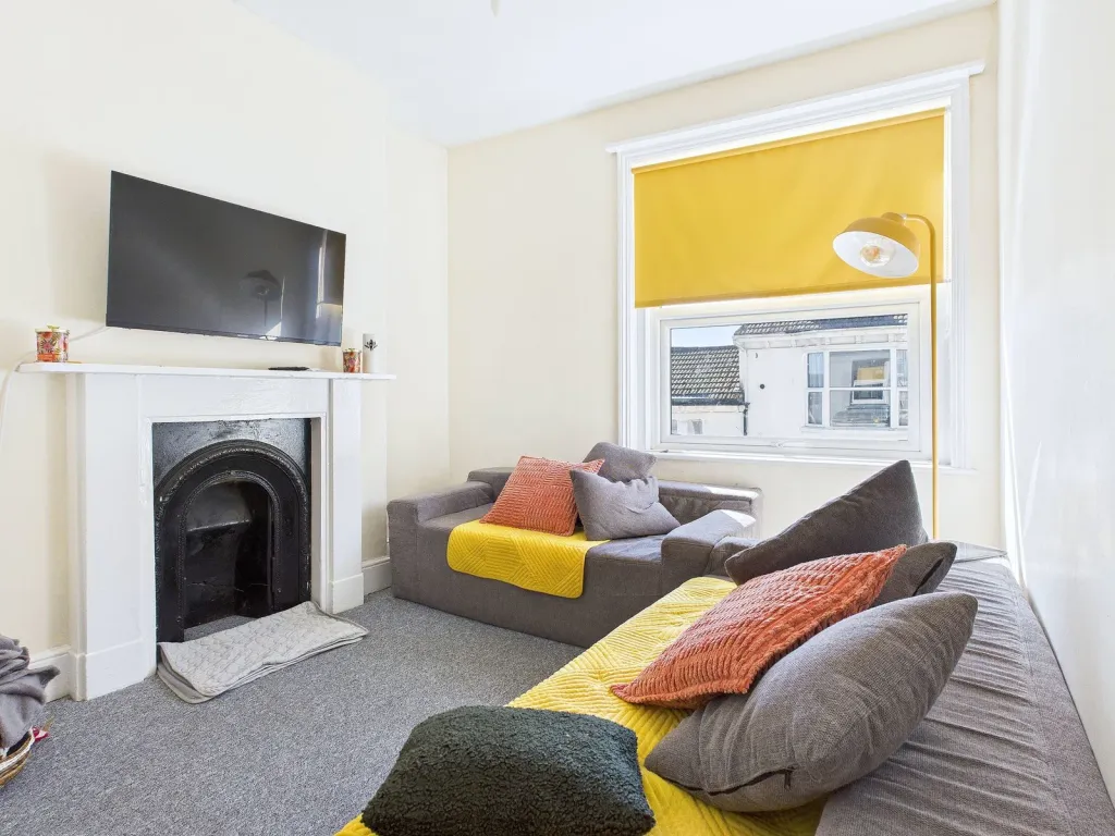 Property photo 2 of 5 Cam03987G0-Pr0223-Still001_1758612354326