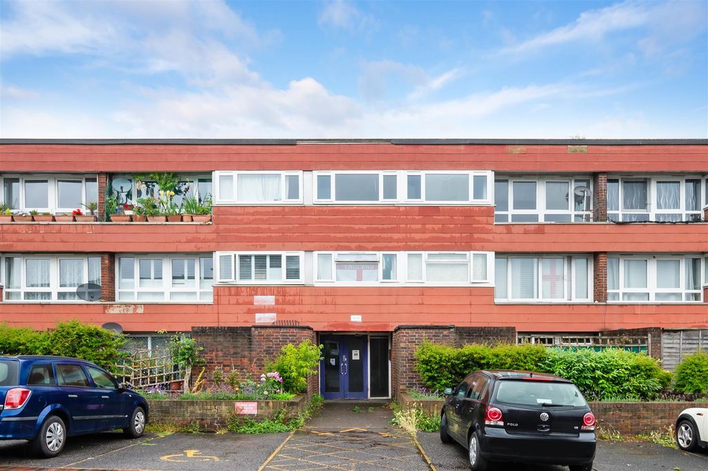 Property photo 3 of 12 13 (6).Jpg