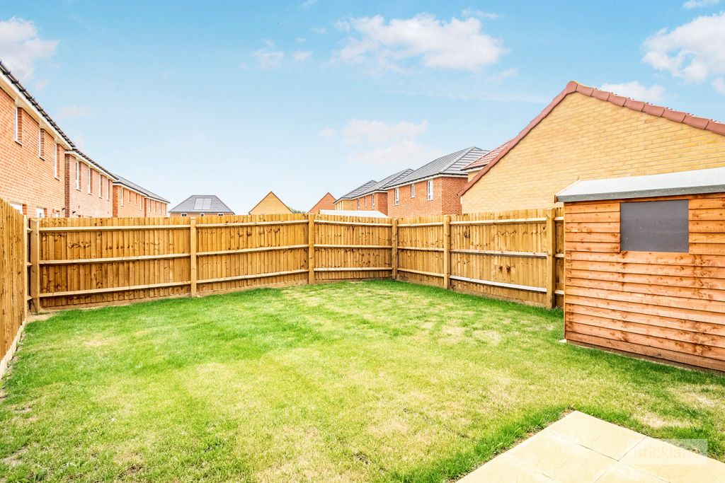 Property photo 2 of 10 Garden