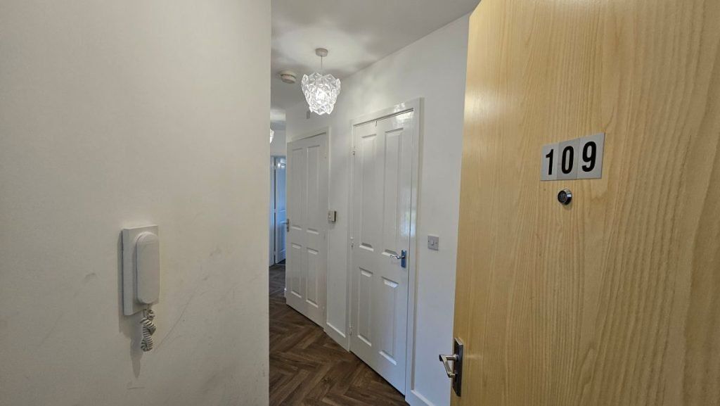 Property photo 2 of 22 1