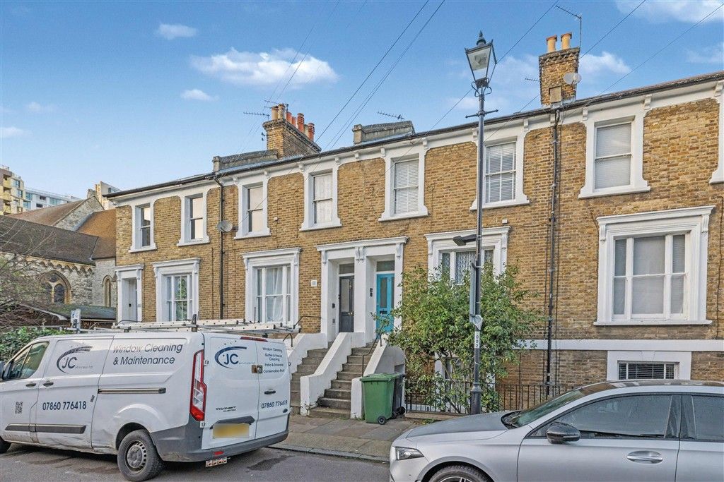 Property photo 1 of 6