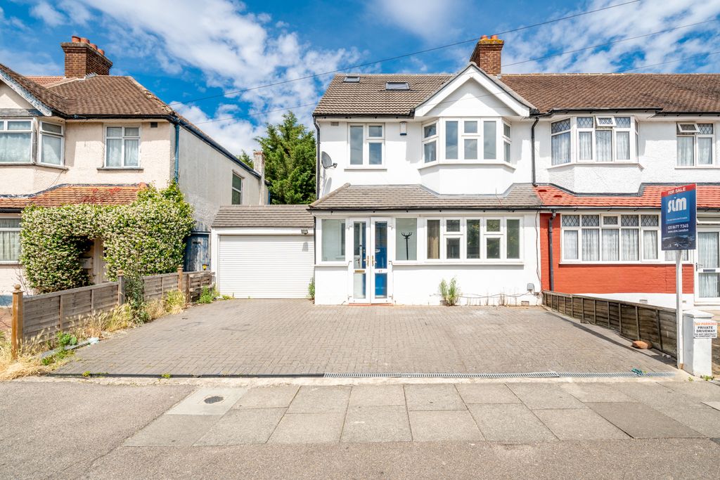 Property photo 1 of 26
