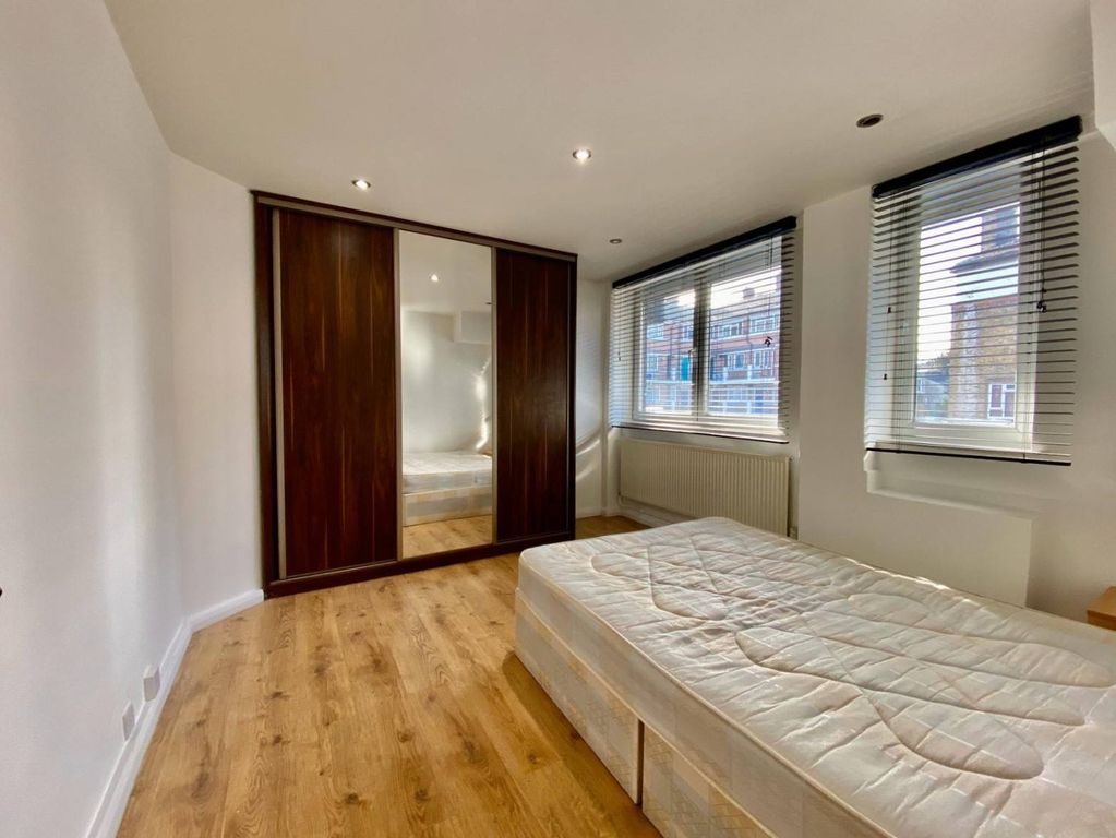 Property photo 2 of 7 Gallery