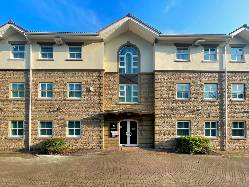 Property photo 3 of 15