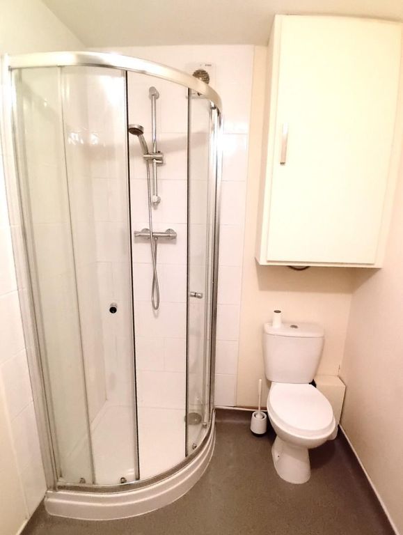Property photo 3 of 5 1000001162.Jpg