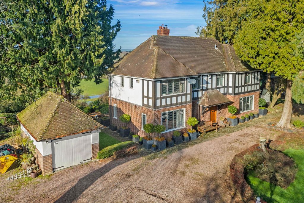 Property photo 1 of 27