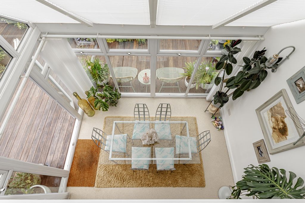 Property photo 3 of 39 Conservatory Dining Room
