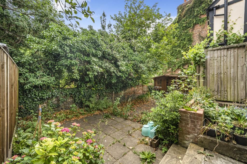 Property photo 3 of 12 Garden