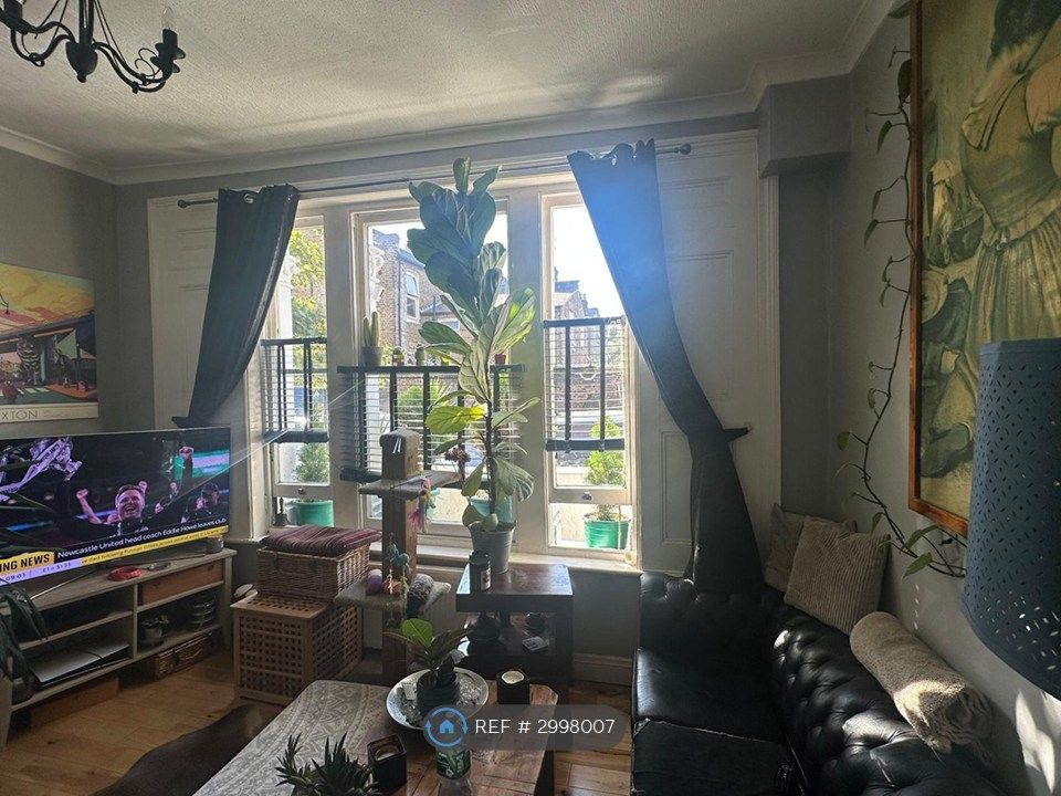 Property photo 2 of 9
