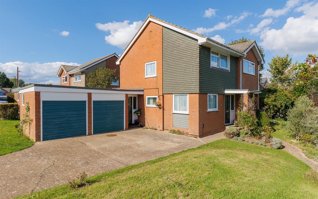 Property photo 1 of 30