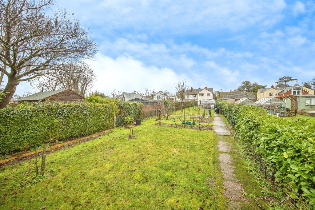 Property photo 2 of 21