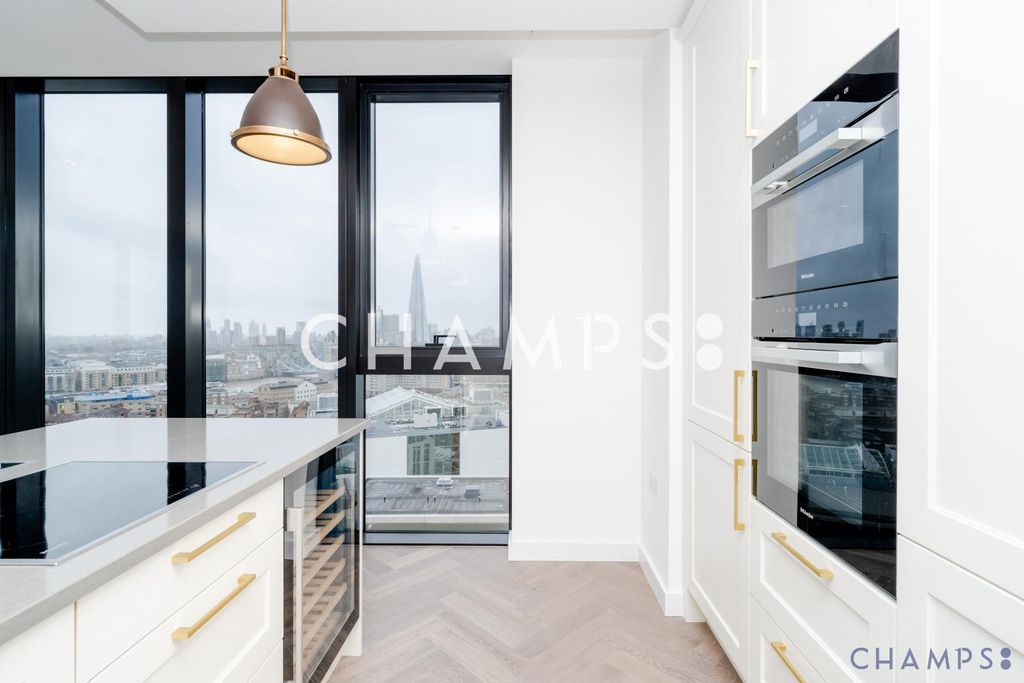 Property photo 1 of 19 3 Bedroom Apartment To Let