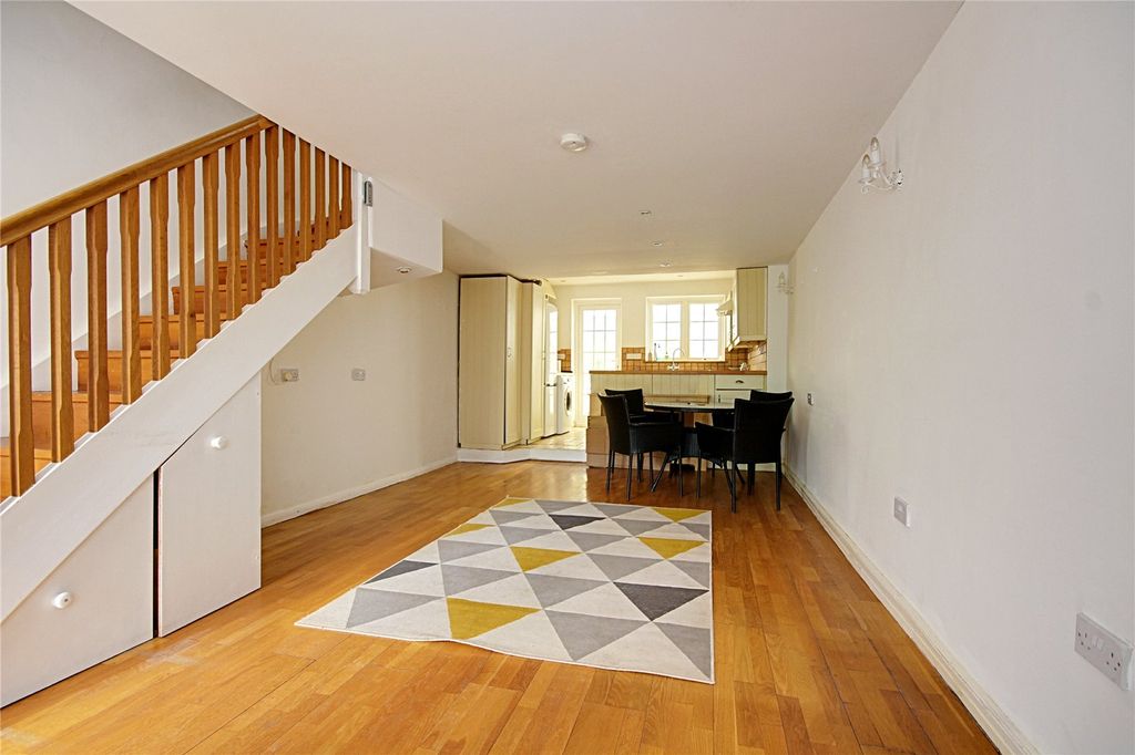 Property photo 1 of 14 Picture No. 01