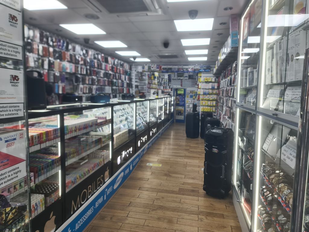 Property photo 3 of 6 Retail