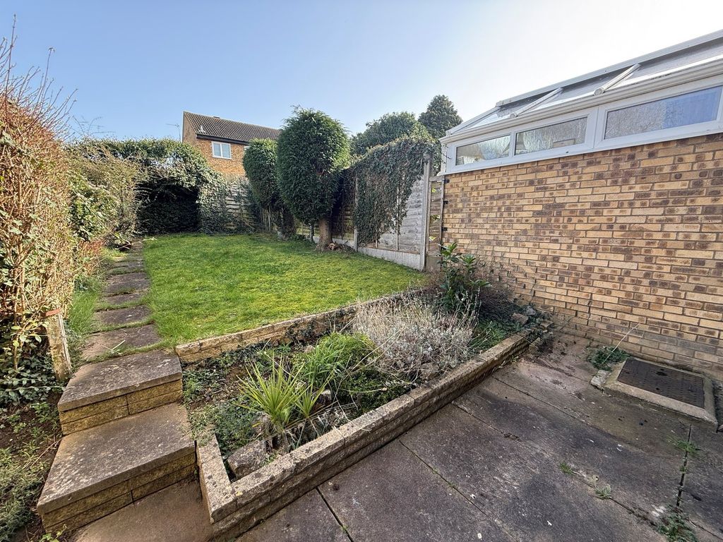 Property photo 2 of 11