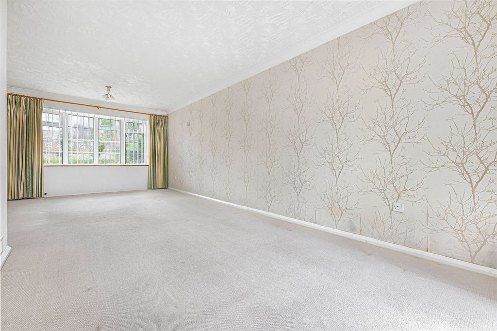 Property photo 3 of 18 Picture No. 14