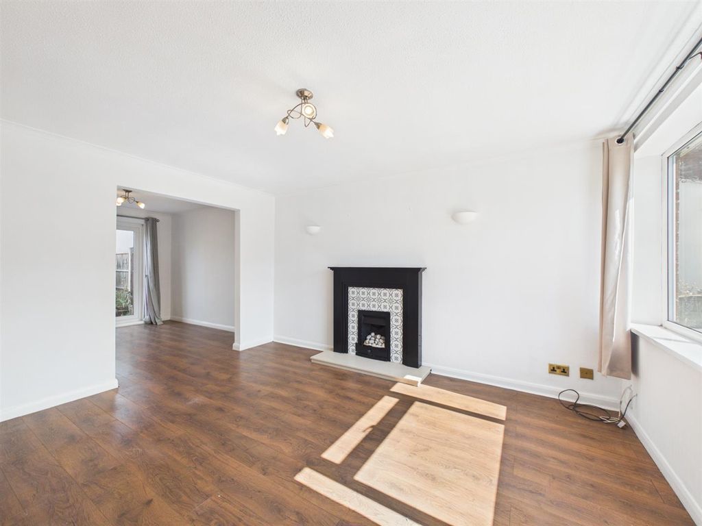 Property photo 2 of 9 Reception Room.Jpg