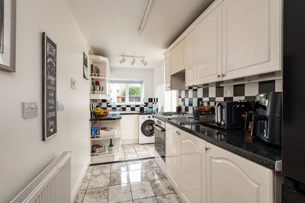 Property photo 3 of 15