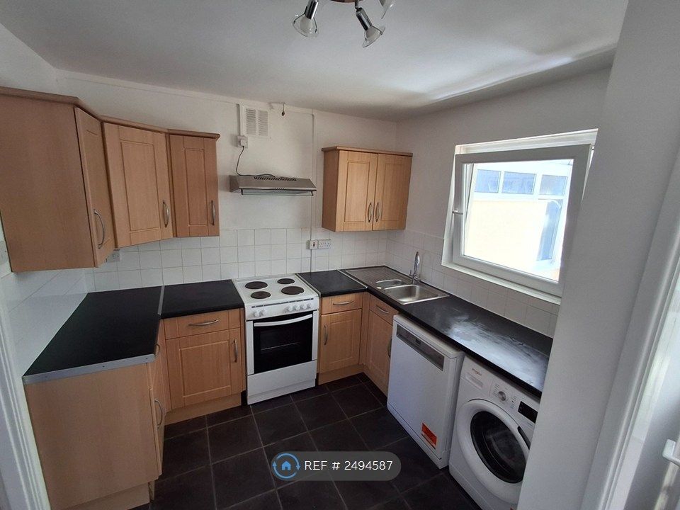 Property photo 3 of 9