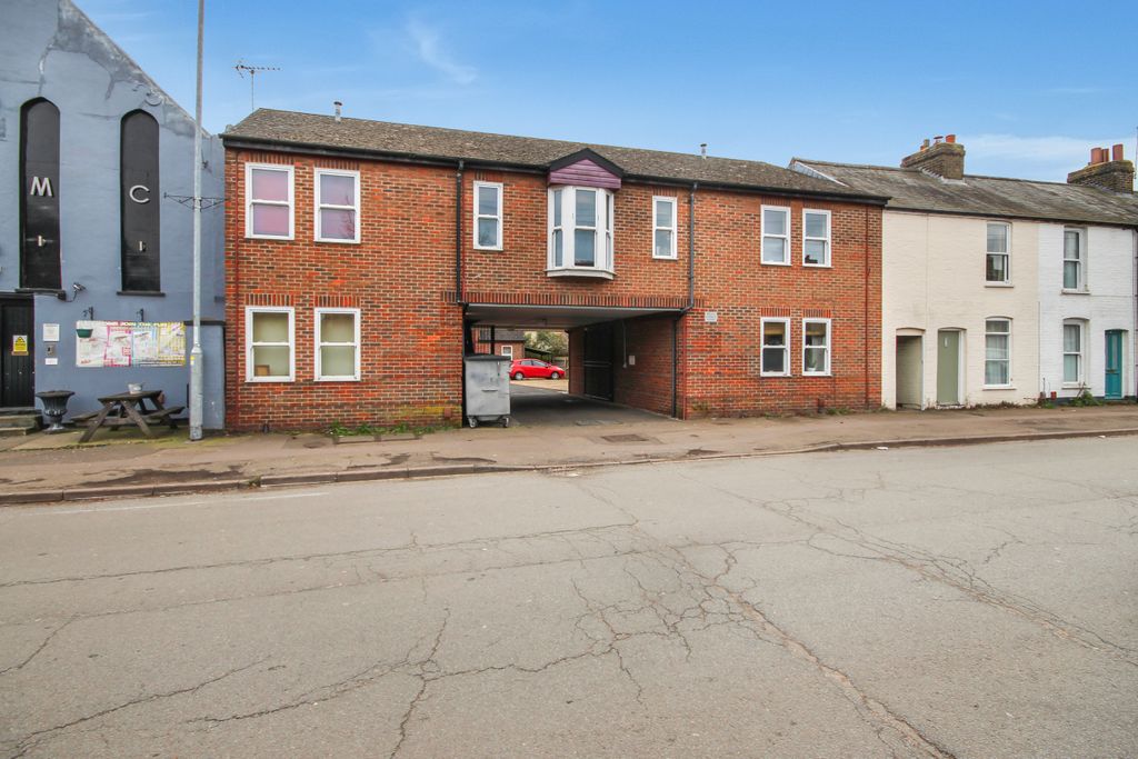 Property photo 1 of 7