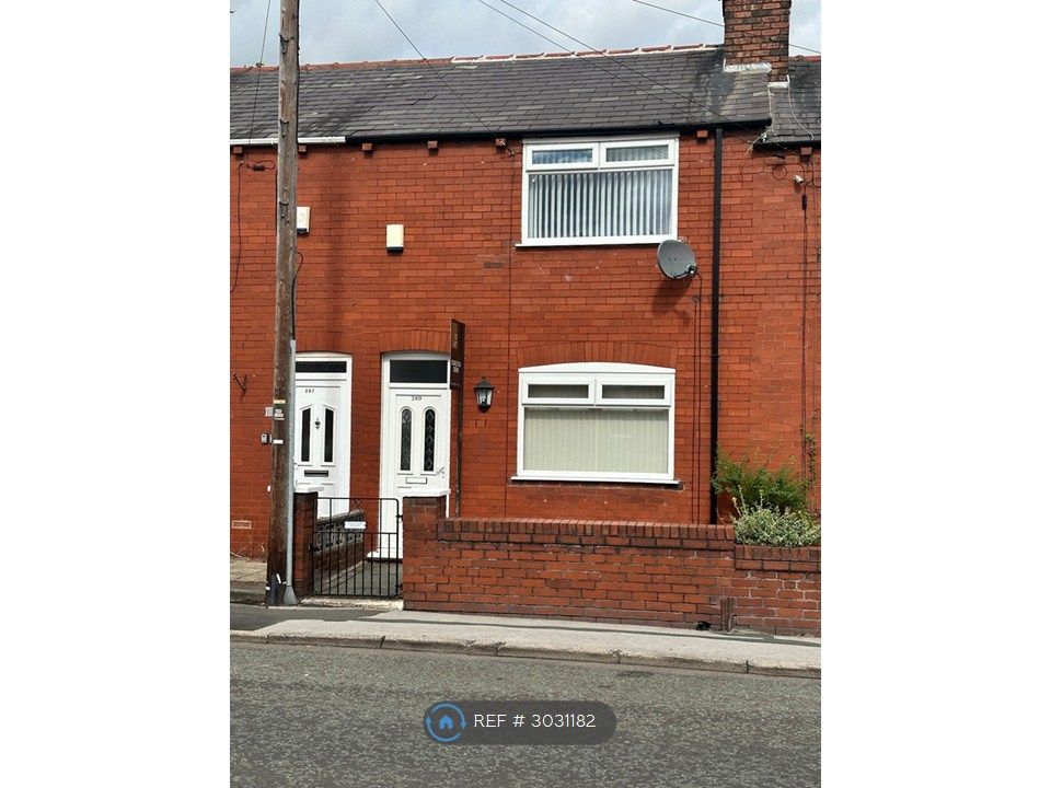 Property photo 2 of 18