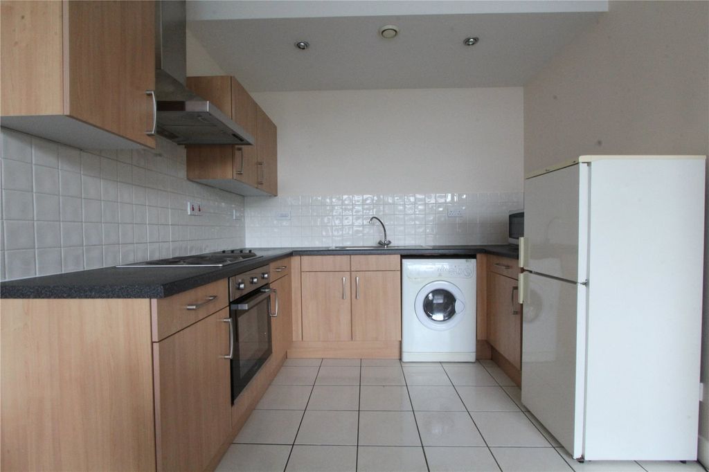 Property photo 3 of 9 Picture No. 18