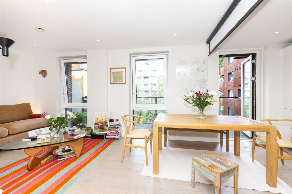 Property photo 1 of 24 Open Plan Living