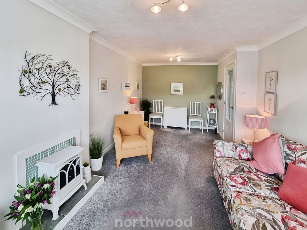 Property photo 2 of 22