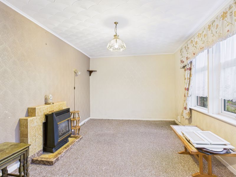 Property photo 2 of 12 Lounge